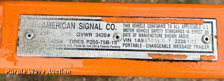 image for item DT6333 2000 American Signal message board trailer