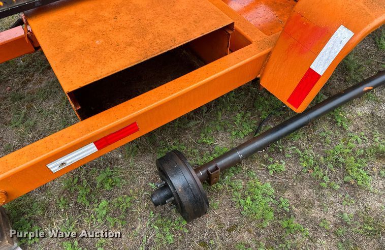 image for item DT6334 2000 American Signal message board trailer