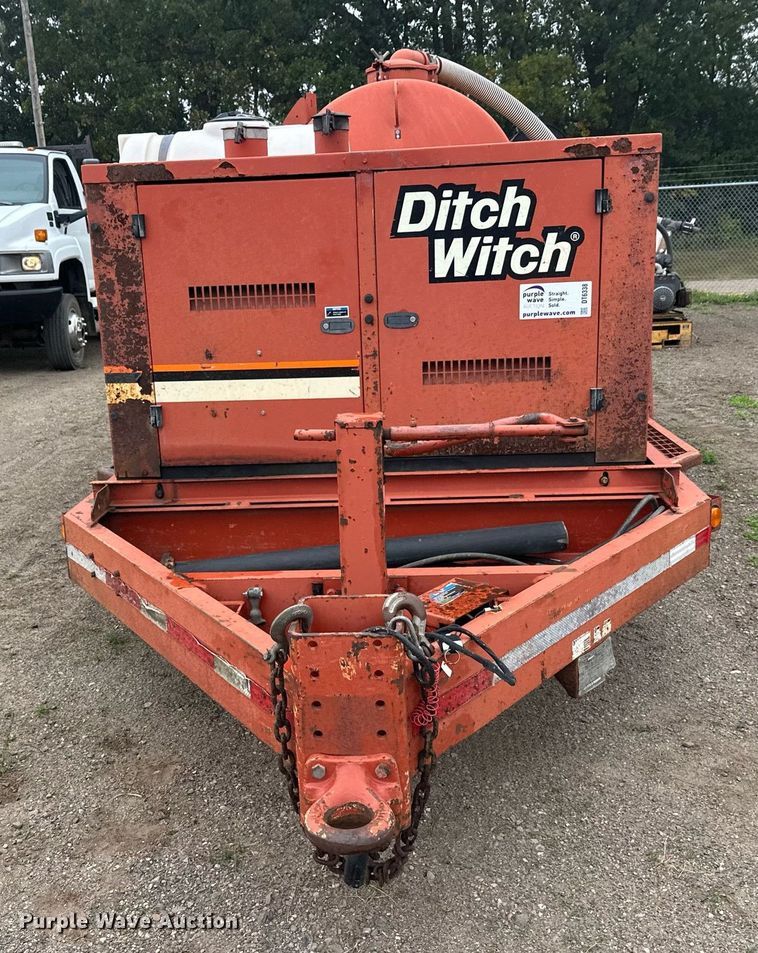 image for item DT6338 2010 Ditch Witch  FX30 vacuum excavator