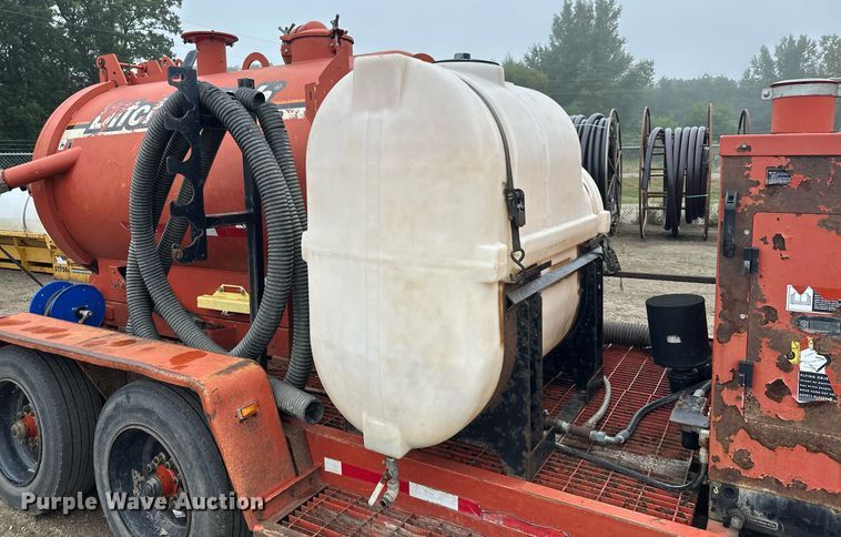 image for item DT6338 2010 Ditch Witch  FX30 vacuum excavator