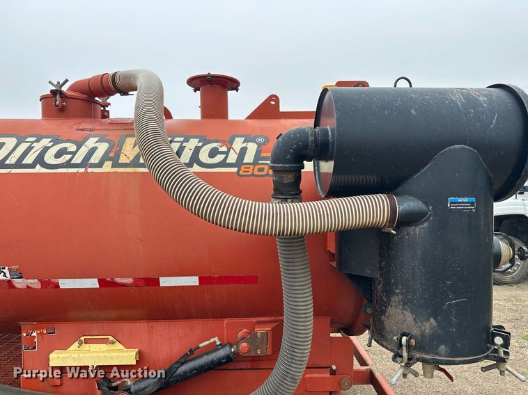 image for item DT6338 2010 Ditch Witch  FX30 vacuum excavator