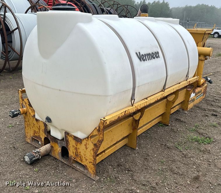 image for item DT6339 2004 Vermeer ST750A mud mixer