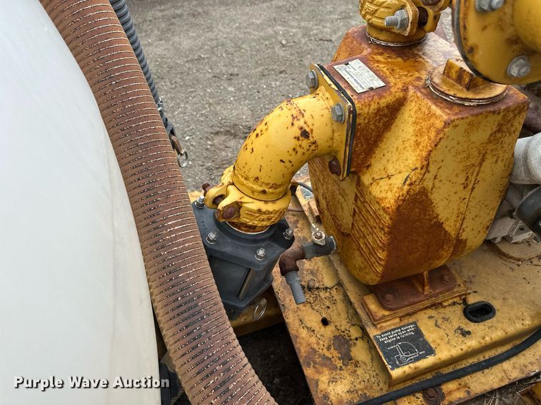 image for item DT6339 2004 Vermeer ST750A mud mixer