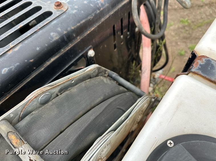 image for item DT6340 2007 Vermeer D7X11 Series II directional boring unit