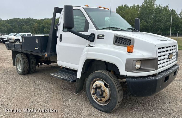image for item DT6341 2009 Chevrolet C4500 flatbed truck