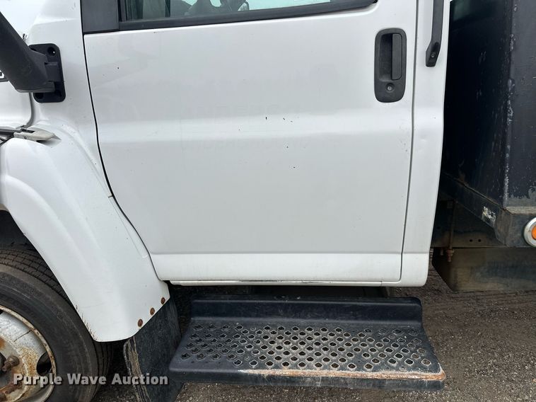 image for item DT6341 2009 Chevrolet C4500 flatbed truck