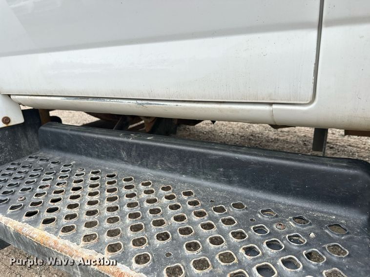 image for item DT6341 2009 Chevrolet C4500 flatbed truck