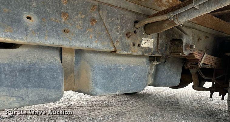 image for item DT6341 2009 Chevrolet C4500 flatbed truck