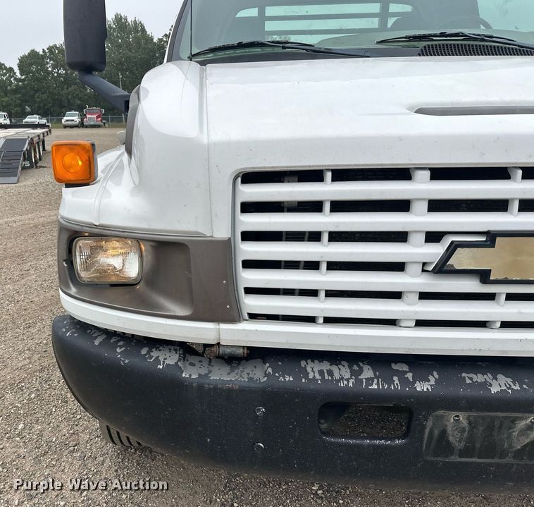 image for item DT6341 2009 Chevrolet C4500 flatbed truck