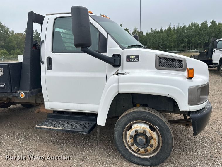 image for item DT6341 2009 Chevrolet C4500 flatbed truck
