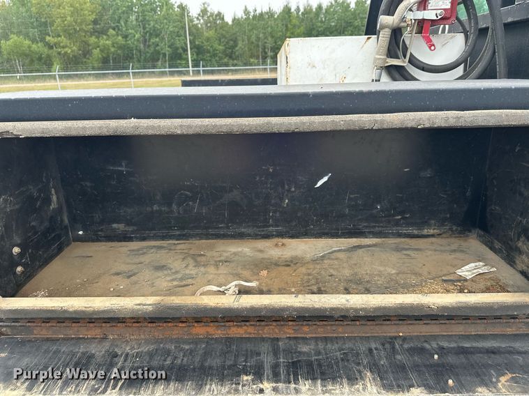 image for item DT6341 2009 Chevrolet C4500 flatbed truck