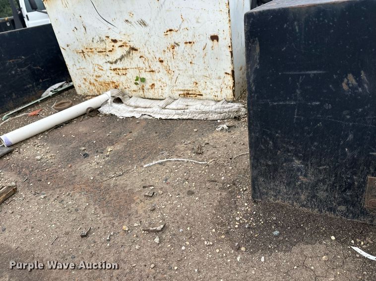 image for item DT6341 2009 Chevrolet C4500 flatbed truck