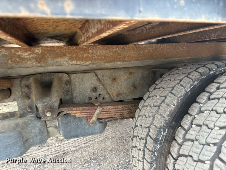 image for item DT6341 2009 Chevrolet C4500 flatbed truck