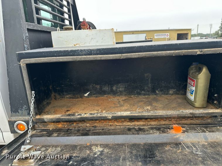 image for item DT6341 2009 Chevrolet C4500 flatbed truck