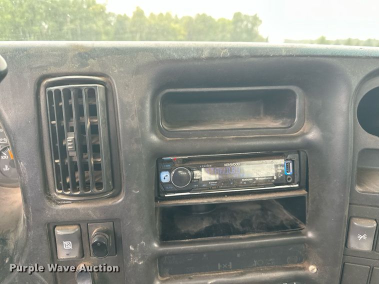 image for item DT6341 2009 Chevrolet C4500 flatbed truck