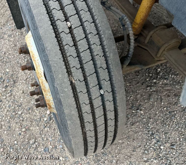 image for item DT6341 2009 Chevrolet C4500 flatbed truck