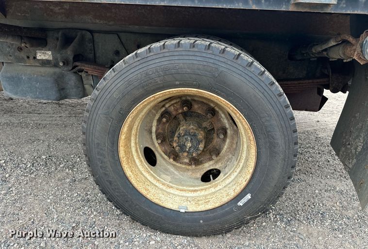 image for item DT6341 2009 Chevrolet C4500 flatbed truck