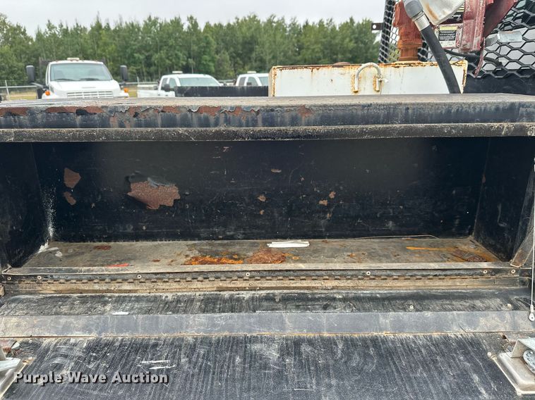 image for item DT6343 2006 GMC C4500 flatbed truck