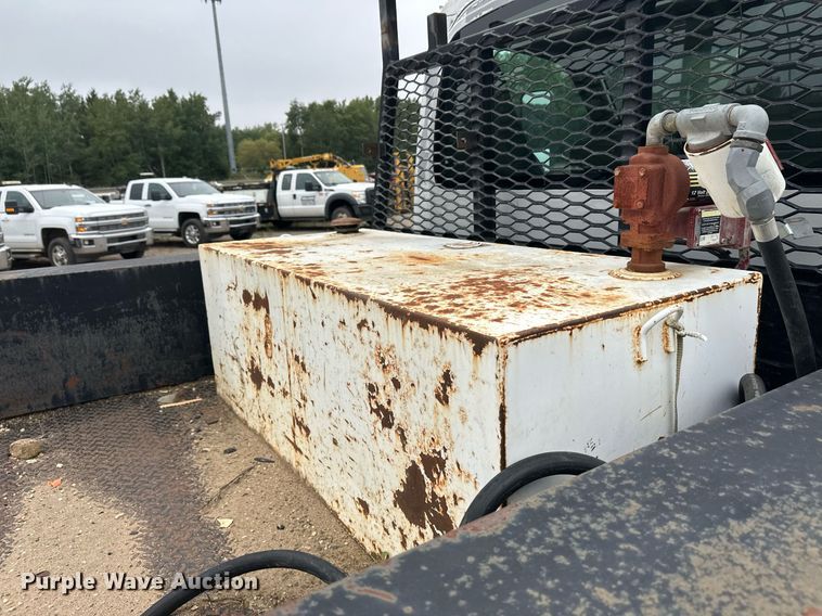 image for item DT6343 2006 GMC C4500 flatbed truck