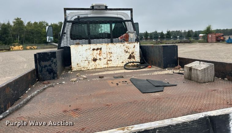 image for item DT6343 2006 GMC C4500 flatbed truck