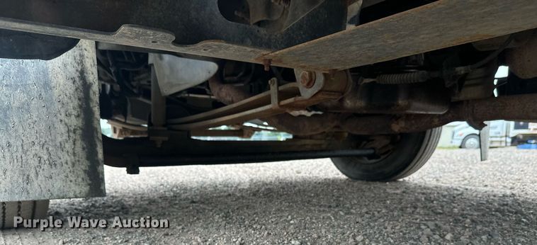 image for item DT6343 2006 GMC C4500 flatbed truck