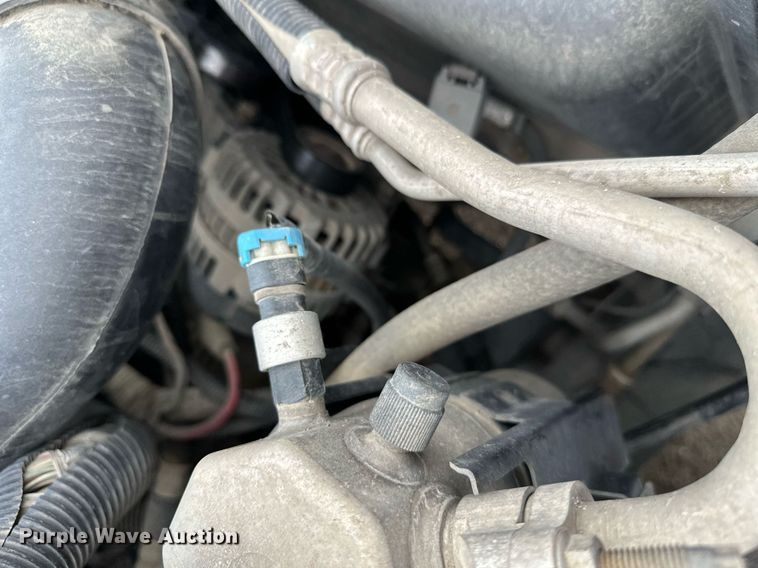 image for item DT6343 2006 GMC C4500 flatbed truck