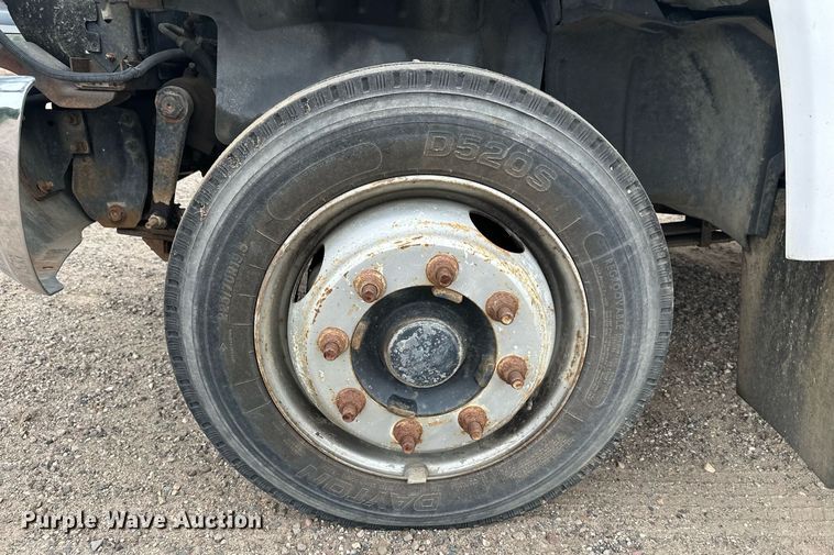 image for item DT6343 2006 GMC C4500 flatbed truck