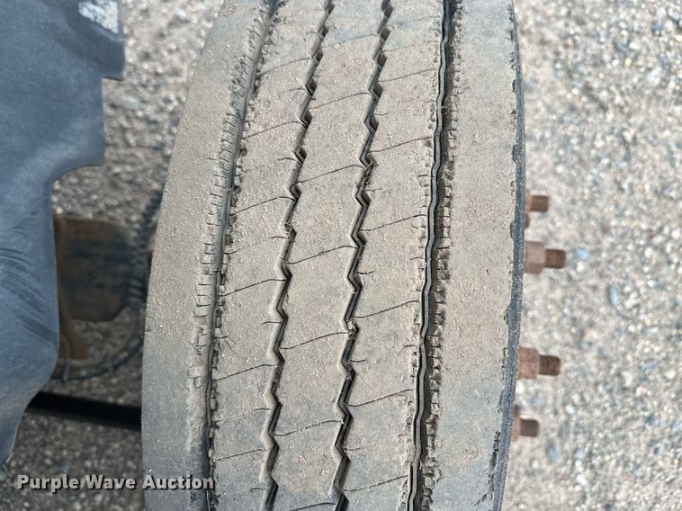 image for item DT6343 2006 GMC C4500 flatbed truck