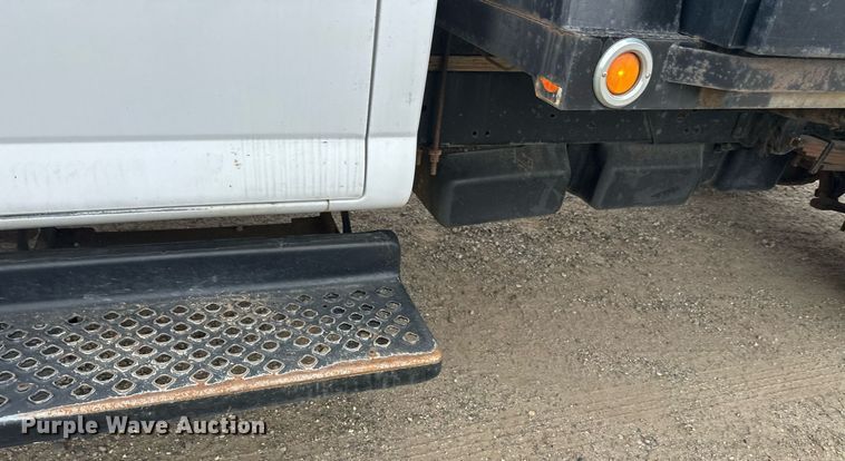 image for item DT6347 2009 Chevrolet C4500 flatbed truck