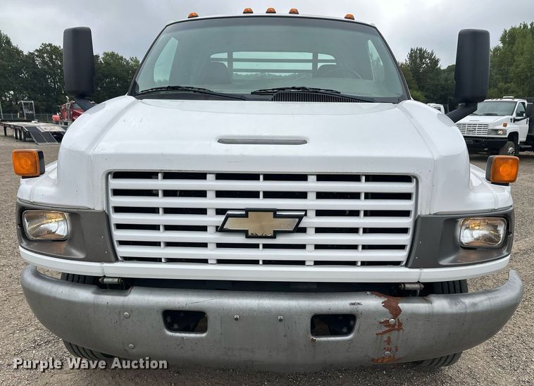 image for item DT6347 2009 Chevrolet C4500 flatbed truck