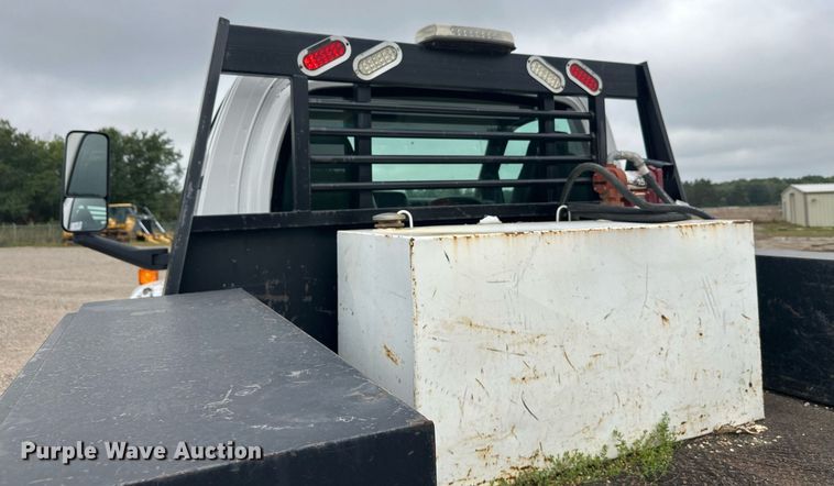 image for item DT6347 2009 Chevrolet C4500 flatbed truck