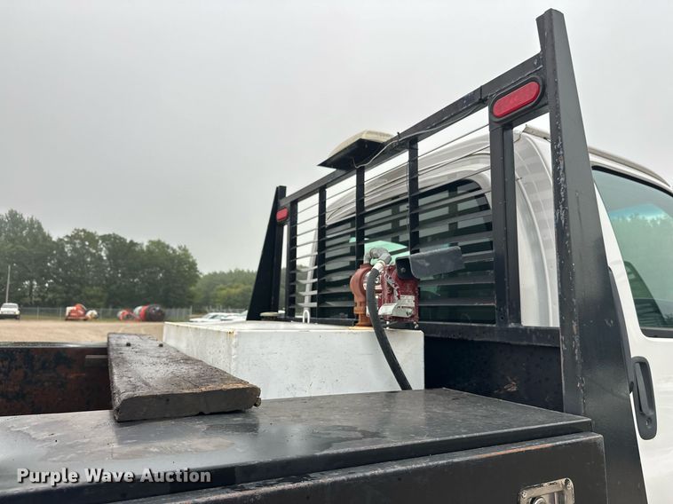 image for item DT6348 2007 Chevrolet C4500 flatbed truck