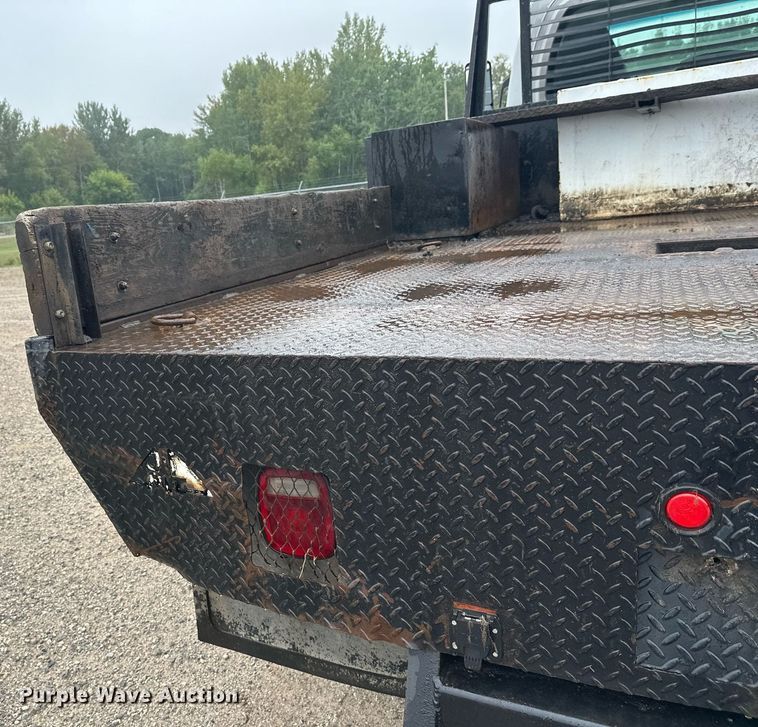 image for item DT6348 2007 Chevrolet C4500 flatbed truck