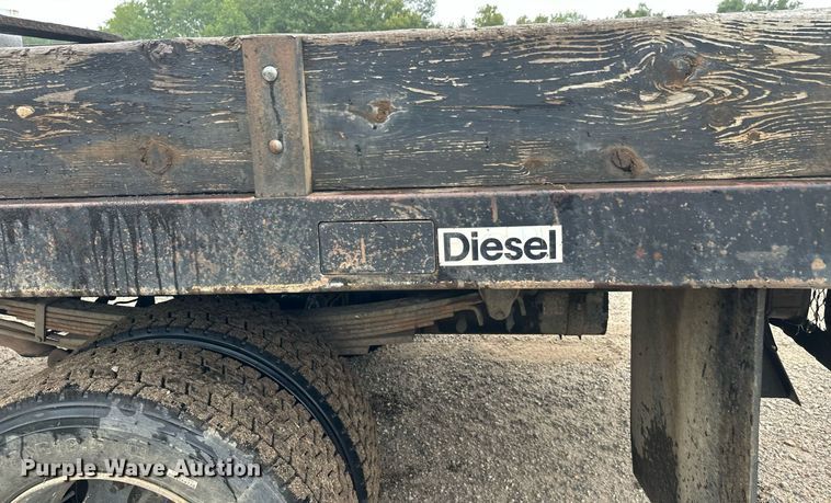 image for item DT6348 2007 Chevrolet C4500 flatbed truck