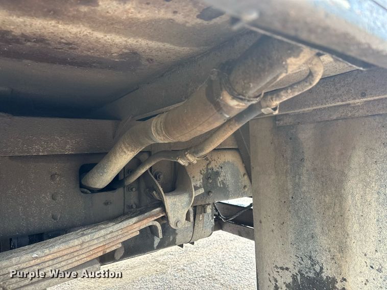 image for item DT6348 2007 Chevrolet C4500 flatbed truck