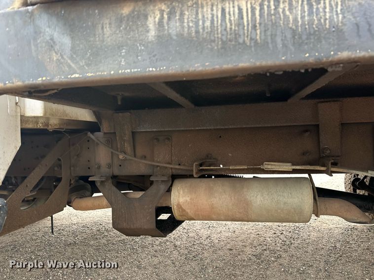 image for item DT6348 2007 Chevrolet C4500 flatbed truck