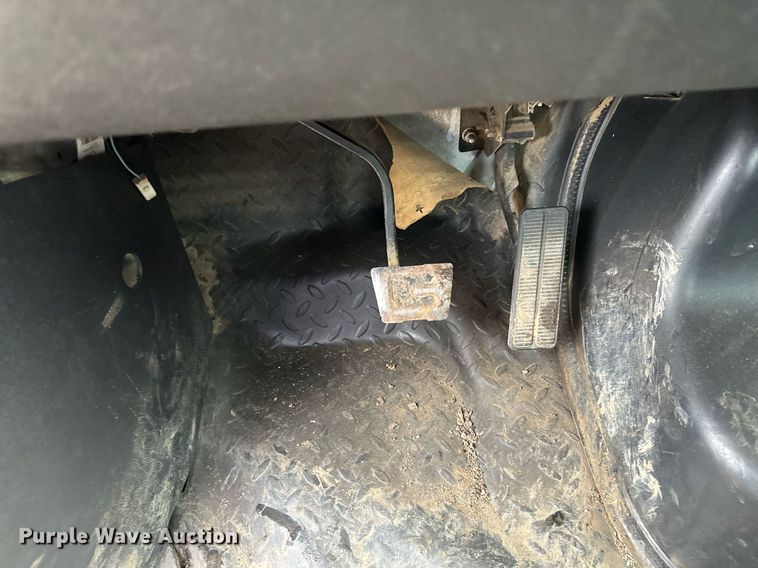 image for item DT6348 2007 Chevrolet C4500 flatbed truck