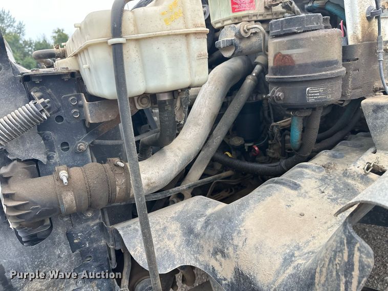 image for item DT6348 2007 Chevrolet C4500 flatbed truck