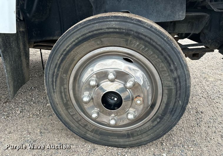 image for item DT6348 2007 Chevrolet C4500 flatbed truck