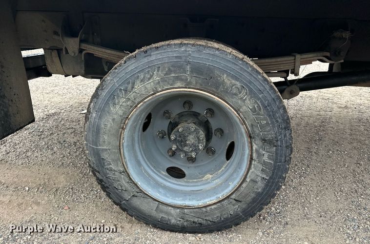 image for item DT6348 2007 Chevrolet C4500 flatbed truck