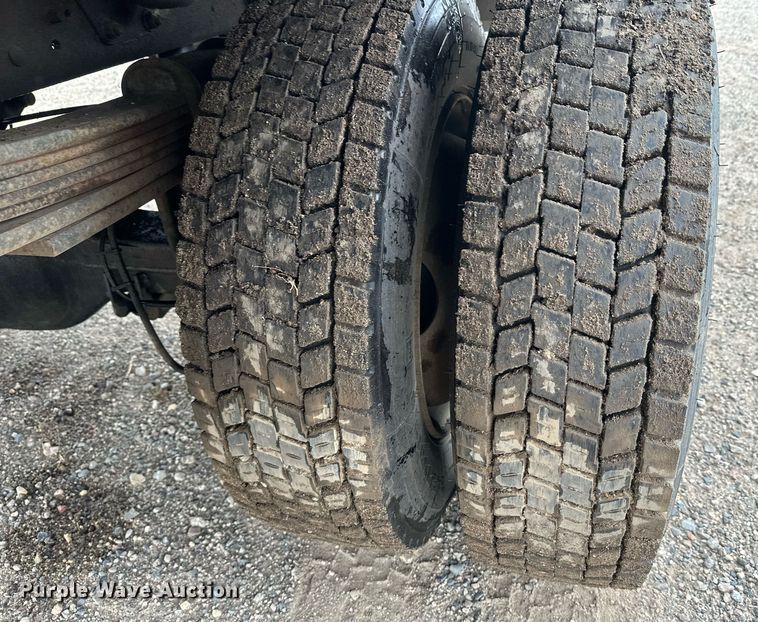 image for item DT6348 2007 Chevrolet C4500 flatbed truck