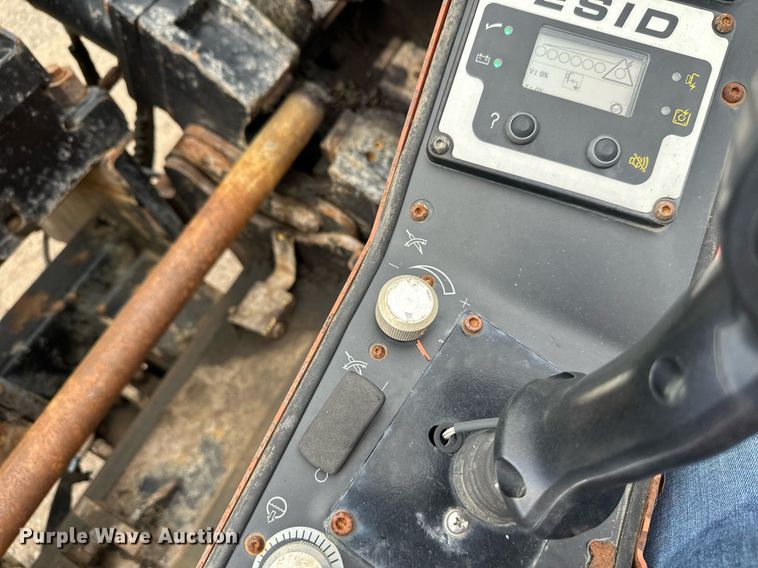 image for item DT6349 2014 Ditch Witch JT25 directional boring unit