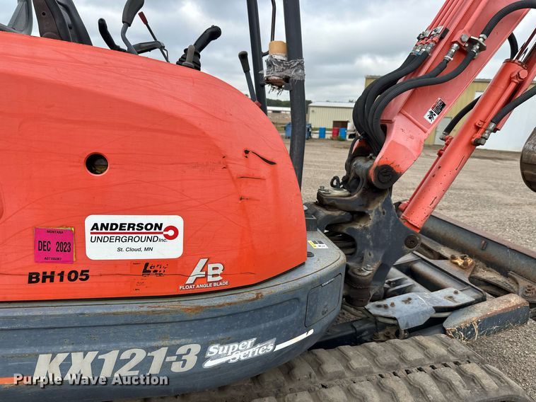 image for item DT6350 2011 Kubota KX121-3ST mini excavator
