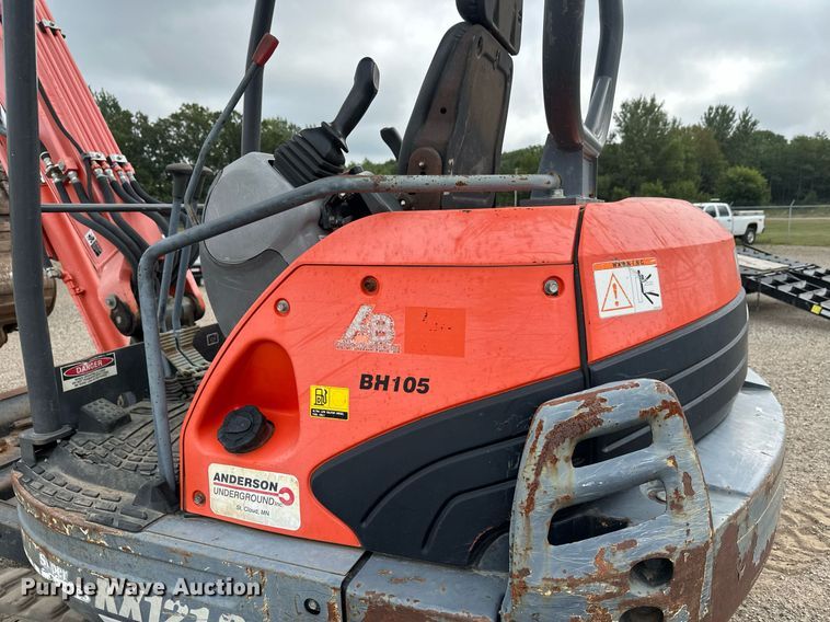 image for item DT6350 2011 Kubota KX121-3ST mini excavator