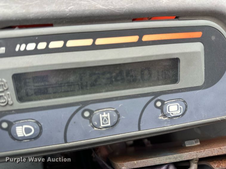 image for item DT6350 2011 Kubota KX121-3ST mini excavator