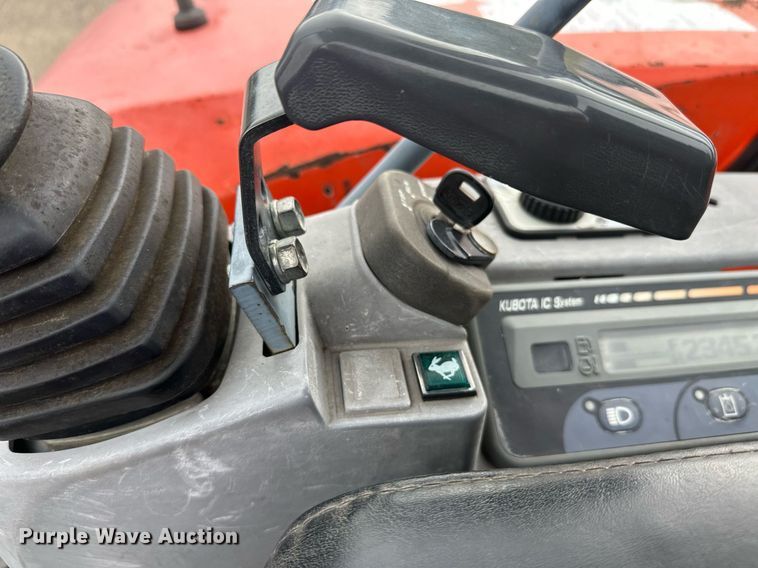 image for item DT6350 2011 Kubota KX121-3ST mini excavator