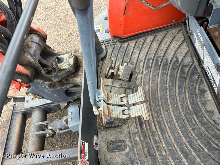 image for item DT6350 2011 Kubota KX121-3ST mini excavator