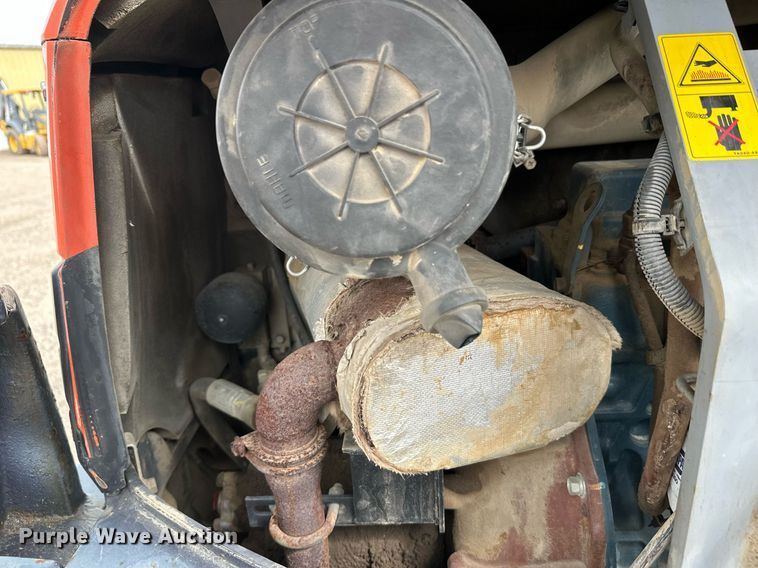 image for item DT6350 2011 Kubota KX121-3ST mini excavator