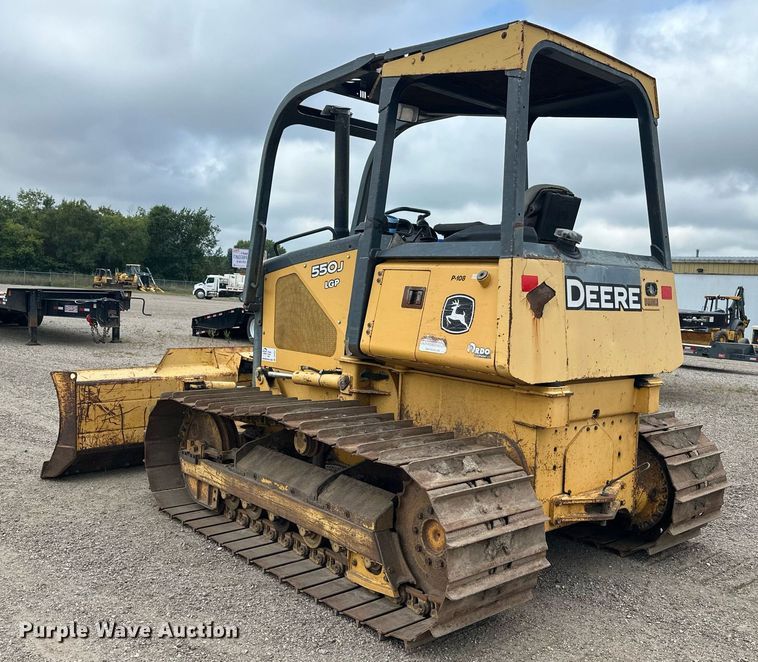 image for item DT6351 2005 John Deere 550J LGP dozer