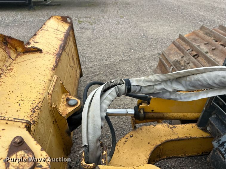 image for item DT6351 2005 John Deere 550J LGP dozer